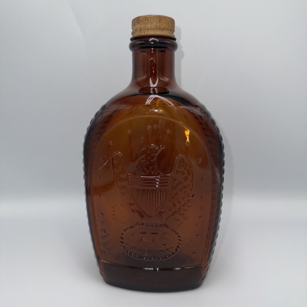 VTG Log Cabin Syrup Bottle Bicentennial‎ Eagle Flask Amber Glass 1776 Bown